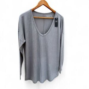 NWT (XL) Abercrombie & Fitch Soft A&F Cozy slate blue Deep V-neck long-sleeve kn